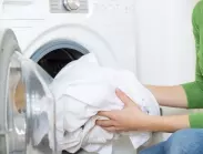 Как да избелите белите тъкани, които са пожълтели или посивели от прането?