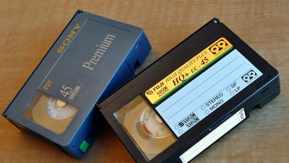 Краят на една ера: Официално спират производството на видео касети