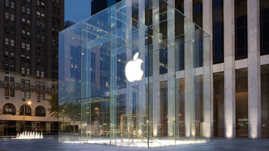 Пазарната капитализация на Apple надвиши 800 млрд. долара