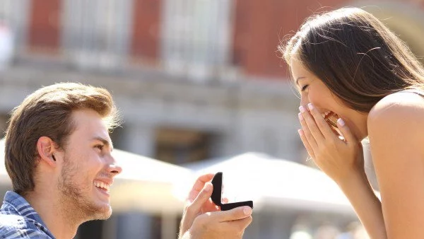 Как да ти предложи брак за 2 месеца?