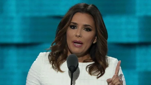 Ева Лонгория: Тръмп обижда семейството ми