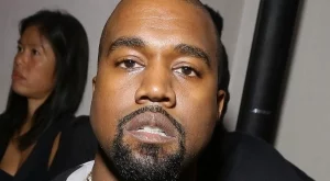 Кание Уест влезе в болница