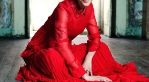 Кралицата на фадото Мариза отново в България