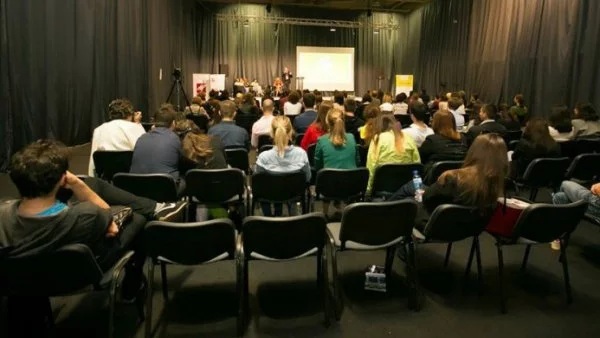 Предстои деветото издание на най-големия кариерен форум за българи с опит в чужбина - “Кариера в България. Защо не?”