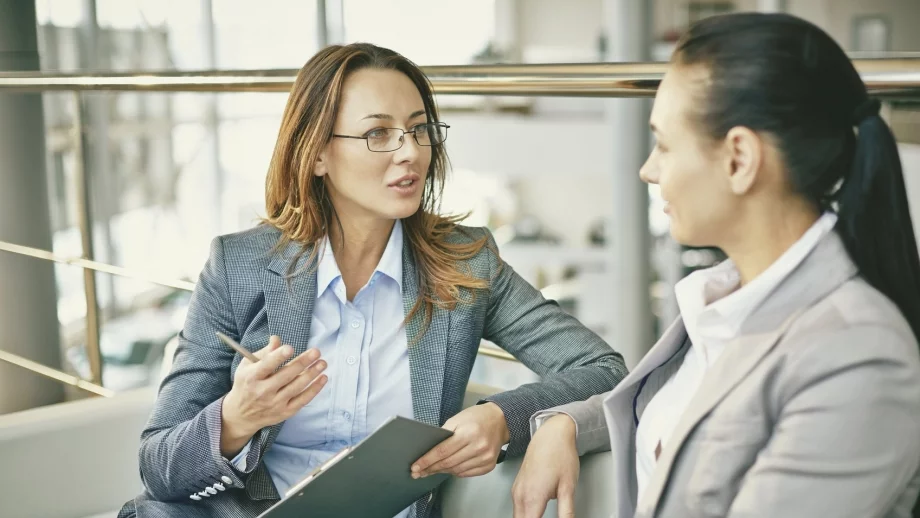 14 неща, които не трябва да казвате на шефа си, дори да сте приятели