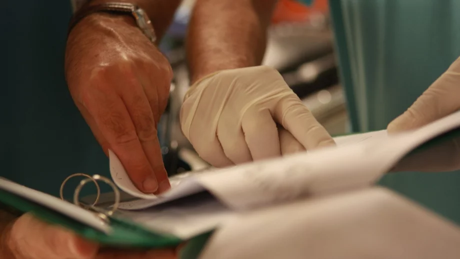 Имало е нарушения в случая с починалата родилка в Плевен, показа проверка