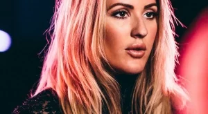  Ели Голдинг с ново видео