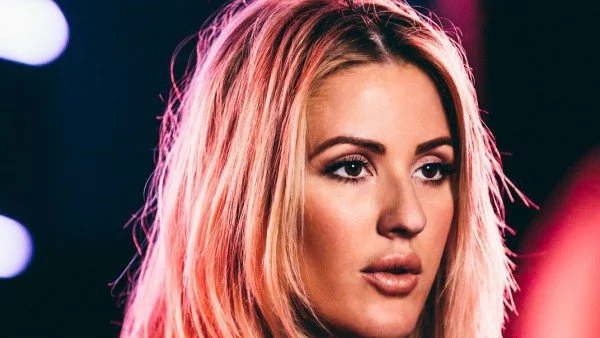 Ели Голдинг с ново видео