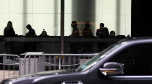 Шефът на JPMorgan е получил 28 млн. долара годишна заплата