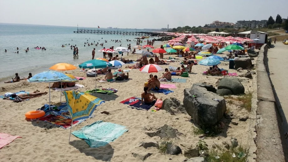 Общини поискаха удължаване на летния туристически сезон 