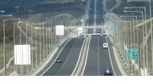 Повишиха пътните такси по магистралите в Гърция