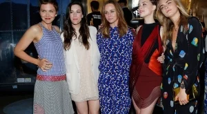 Кара Делевин и Амбър Хърд се забъркаха в нов скандал