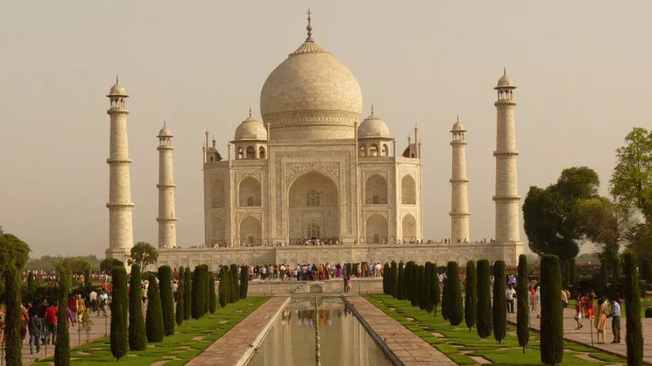 Тадж Махал е в опасност заради силните валежи
