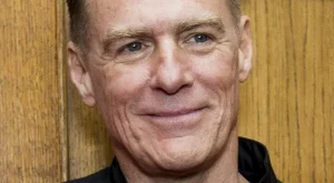 Брайън Адамс изпрати огромна кухня от Америка за концерта си у нас