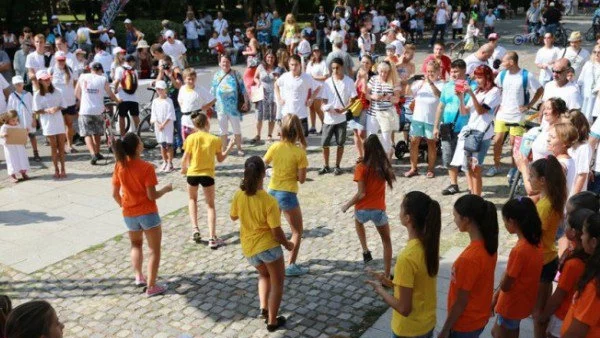 Рекорден брой спортни клубове на Живей активно 2016 в Бургас