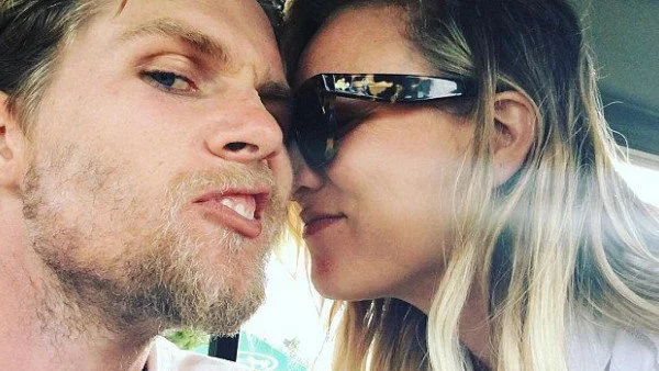 Кейли Куоко е безумно влюбена