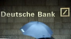 Акциите на Deutsche Bank поевтиняха рекордно 