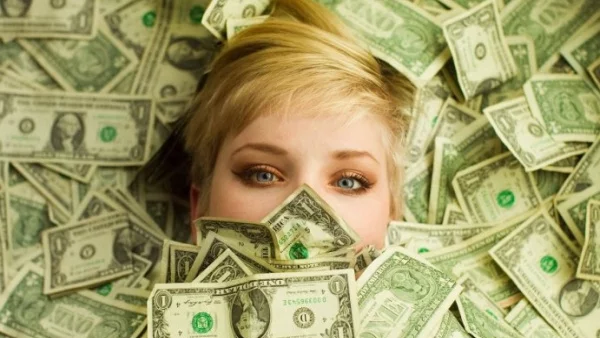 4-те зодии с ПЕЧАЛБА от лотарията през август