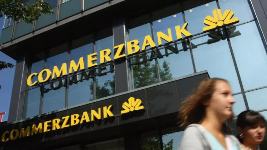 Commerzbank съкращава още 7000 служители?