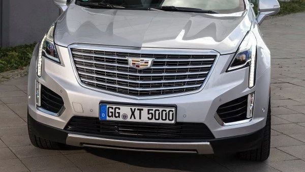 Cadillac неочаквано промени стратегията си