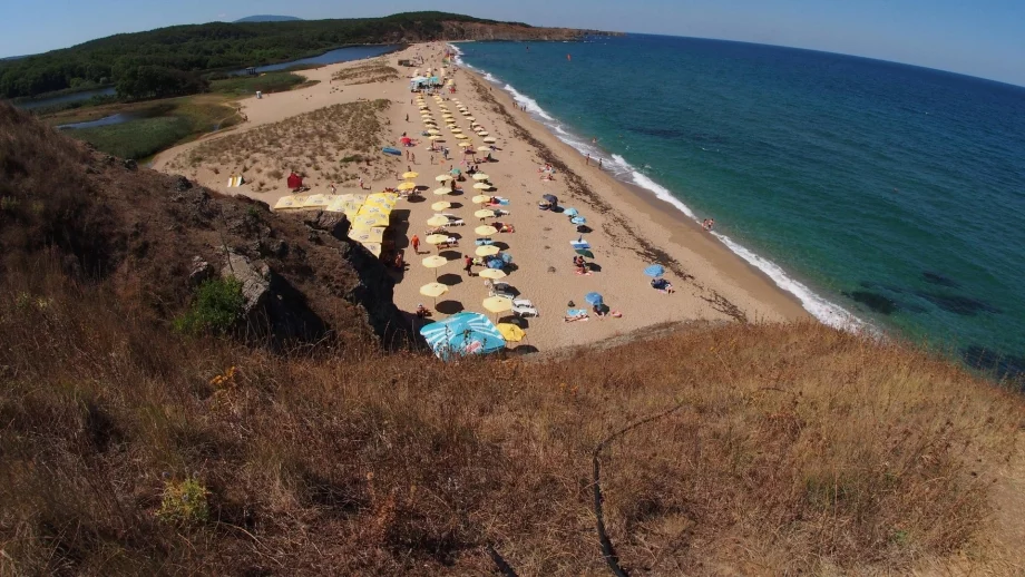 Рекордни приходи отчитат морските курорти през юли