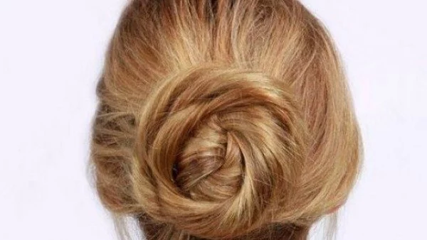 Лесен усукан кок за стилна визия