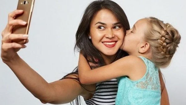 3 прически за малки принцеси