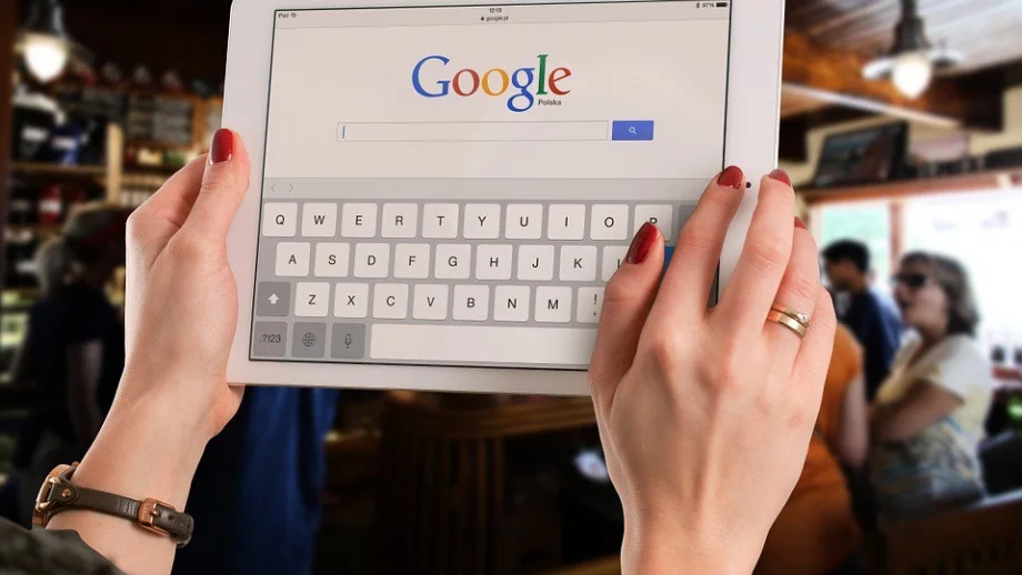 Google вече ще показва кои новини в мрежата са лъжа