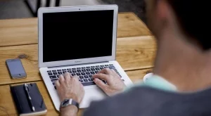 Безработните с интернет ще се регистрират по електронен път в Бюрата по труда