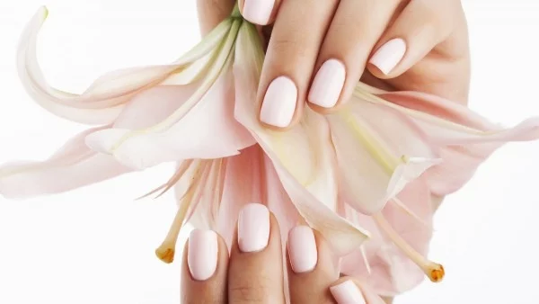 Най-лесният начин да заздравите ноктите си