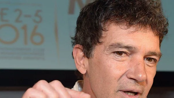 Антонио Бандерас откри своя изложба в Москва