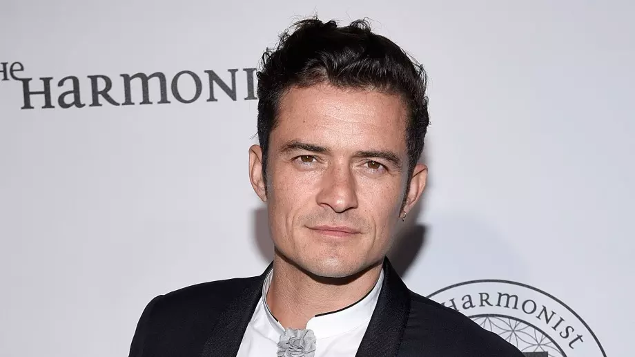 Орландо Блум на посещение в детски център в Украйна (СНИМКИ)