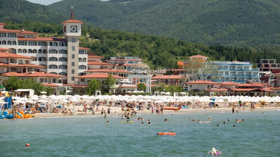 Хотелите у нас отварят, туризмът се възражда