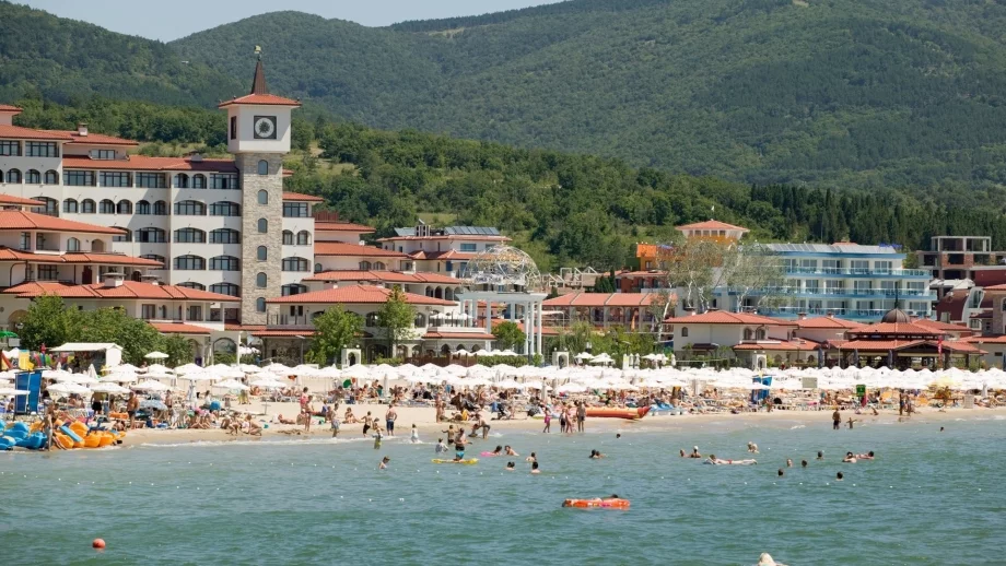 Прокуратурата проверява законността на такси, събирани в "Слънчев бряг"