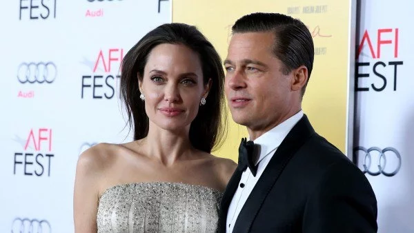 Анджелина и Брад в битка за децата