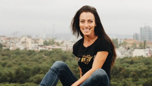 Ивет Лалова пуска собствена колекция тениски