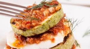 Салата с тиквички и моцарела