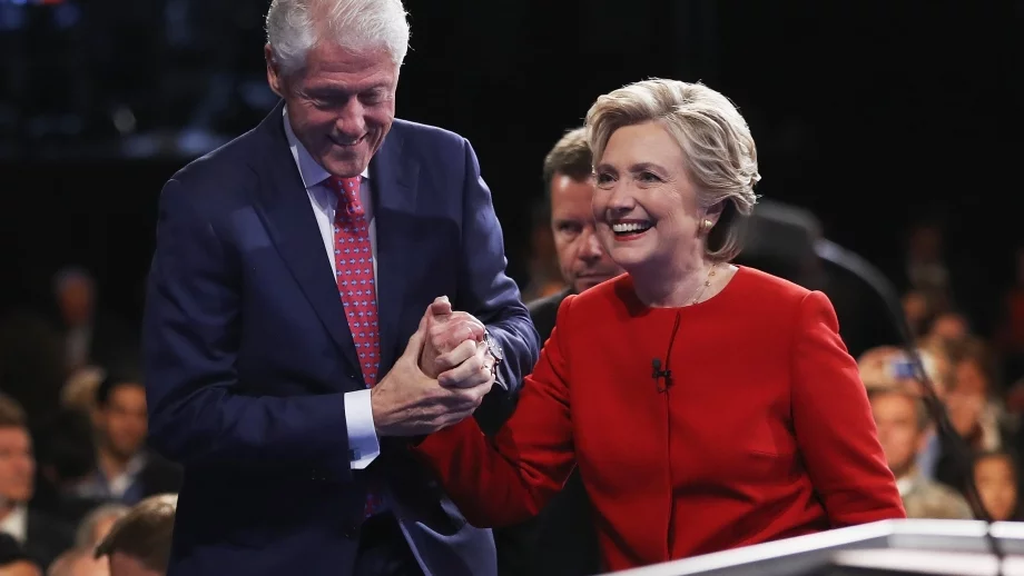 Хилари и Бил Клинтън спечелили 240 млн. долара за 15 години