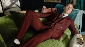 Том Хидълстоун е новото лице нa Gucci
