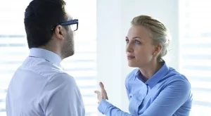 Фрази на шефа, които създават напрежение 