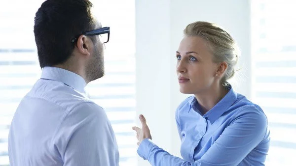 Фрази на шефа, които създават напрежение 