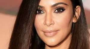 Откриха едно от откраднатите бижута на Ким Кардашиян