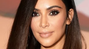 Ким Кардашиян се завърна в социалните мрежи