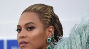 Звезди, които са приели своите недостатъци