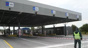 Проверяват и шофьори, и пътници за глоби на границите