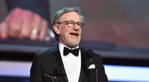 Спилбърг: Виртуалната реалност ще се превърне в наркотик 