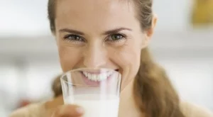 Ползите от млякото за диетата на всяка жена