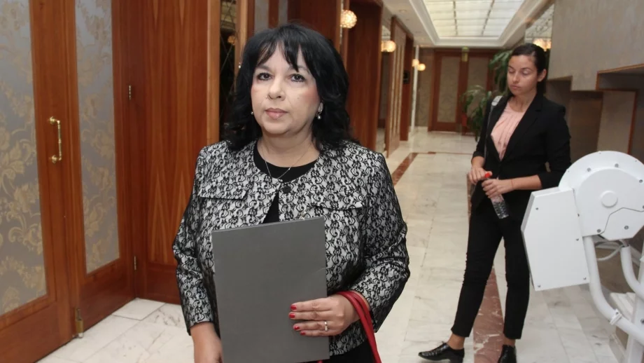 Петкова: И ние искаме плащането към руската страна да стане до края на тази година