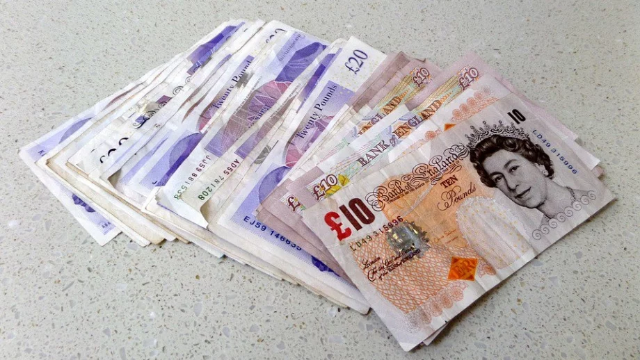 Инвеститори: Дайте почивка на паунда, Brexit може да отнеме 10 години