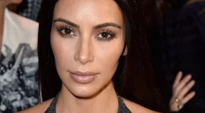 Вижте как е изглеждала Ким Кардашиян преди 